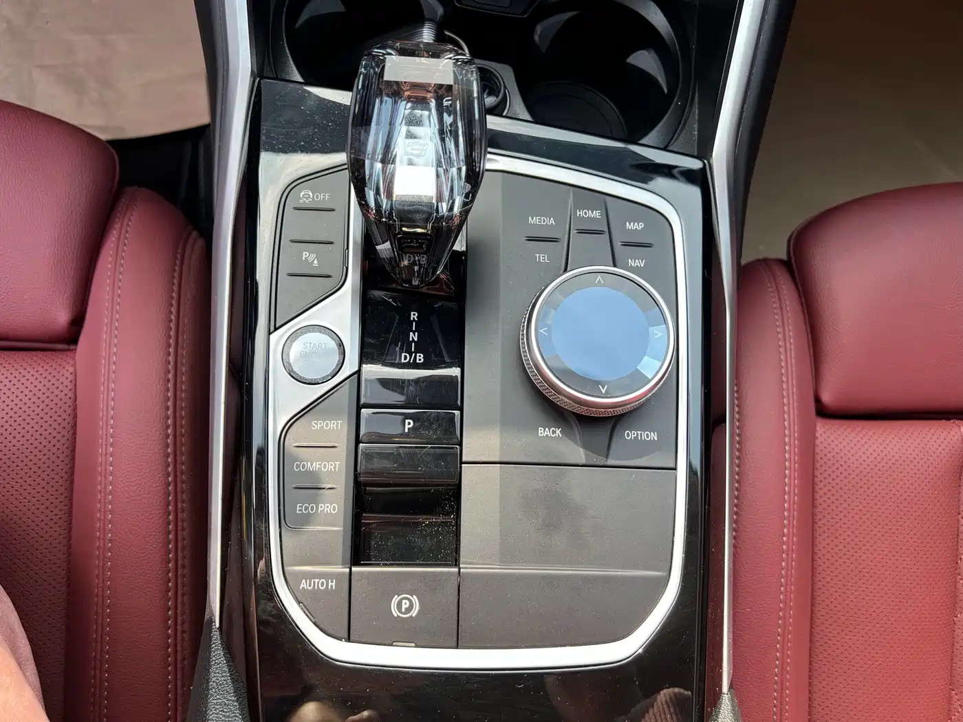 BMW i3 2024 eDrive 35 L фото 11