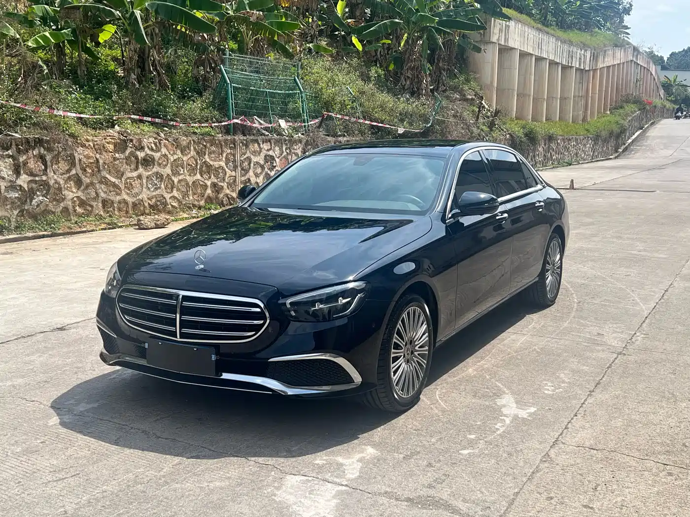  E CLASS
