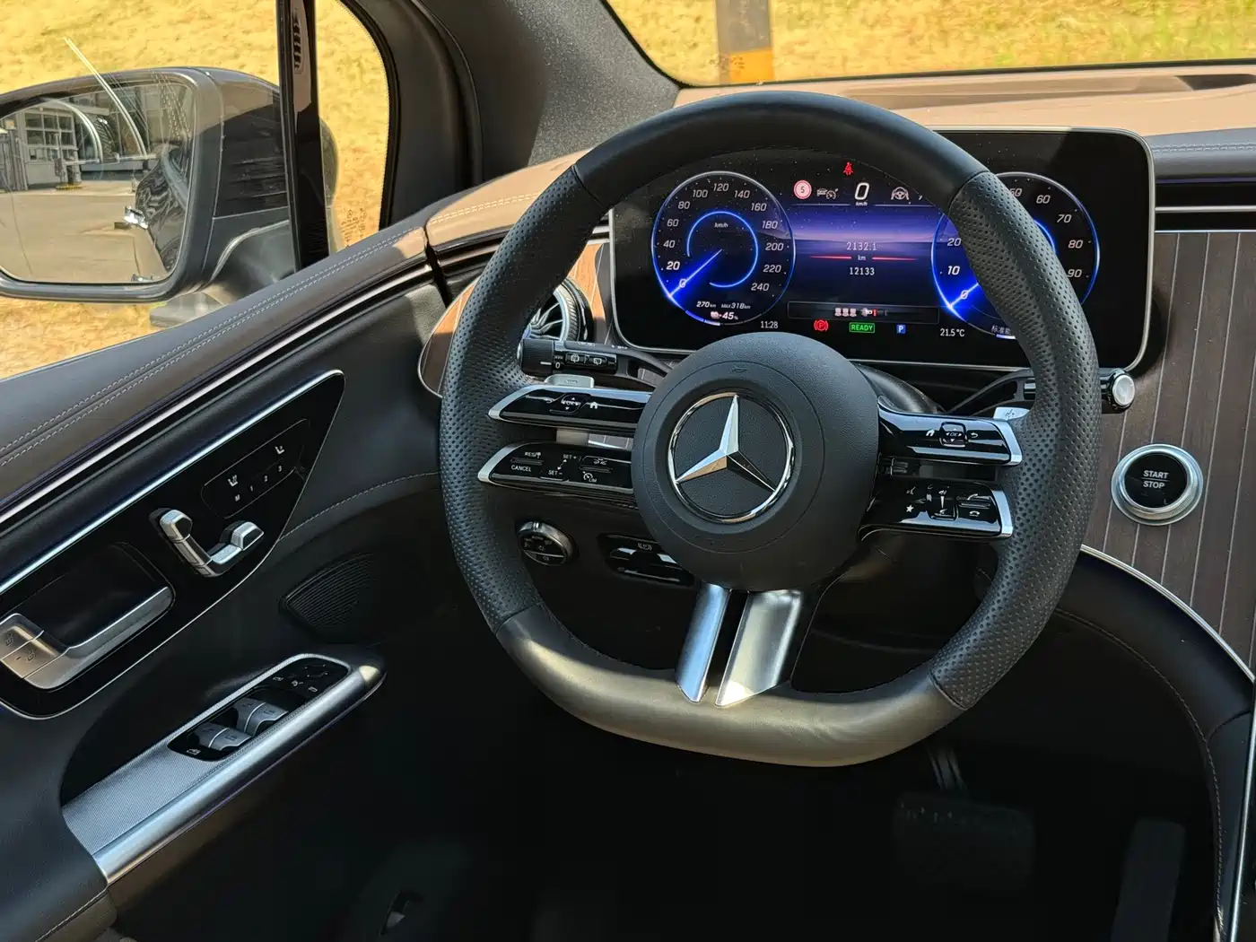 Mercedes-Benz EQE SUV 2025 2024 500 4MATIC Luxury Edition
