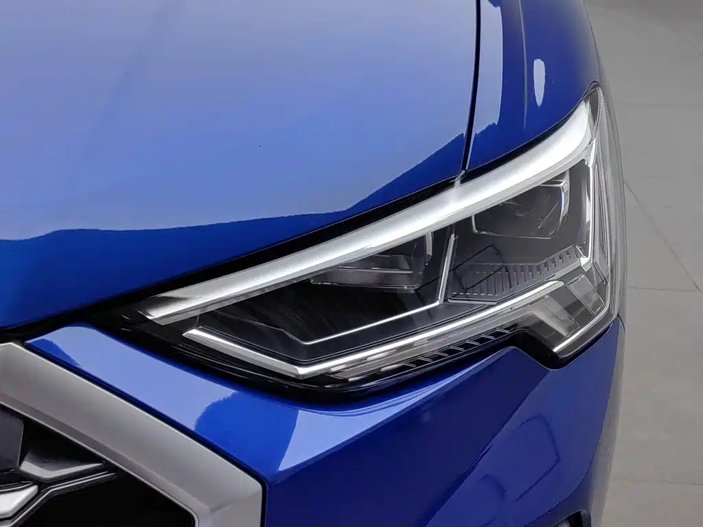 Фото 7 - Audi Q3