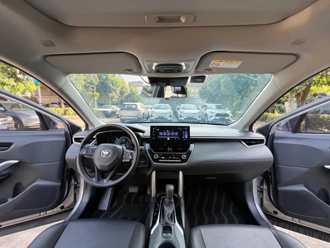 Toyota Corolla Cross 2023 2.0L Elite Edition фото 5