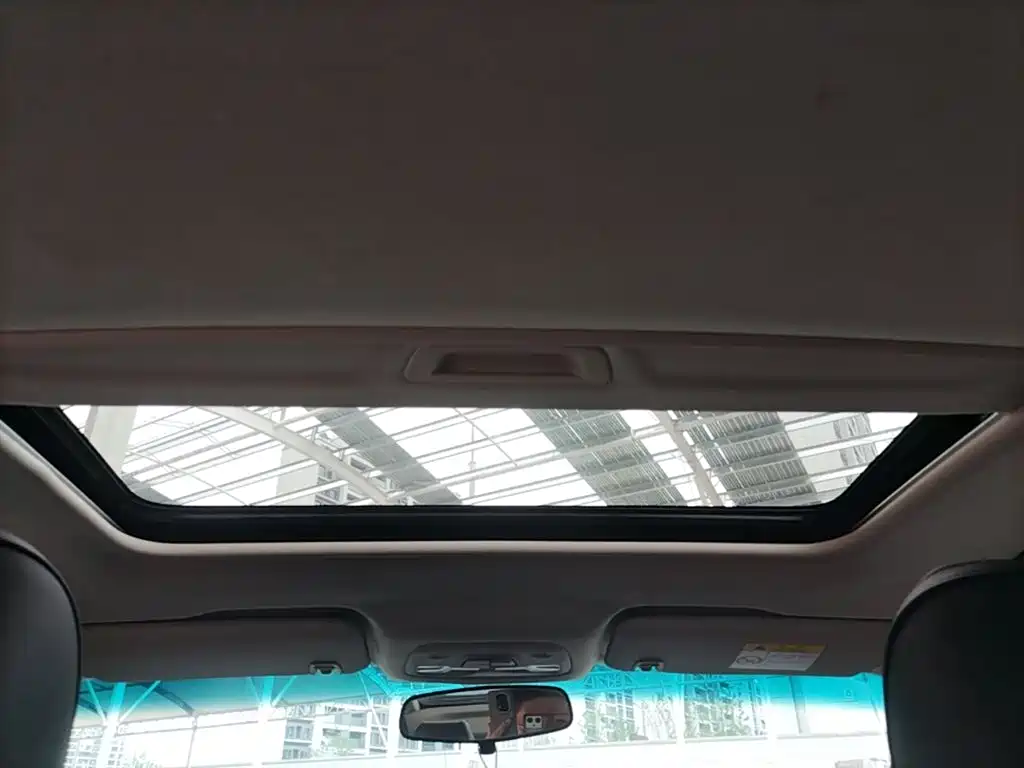 Chevrolet Cavalier 2018 320 Auto Enjoy Sunroof Edition фото 18