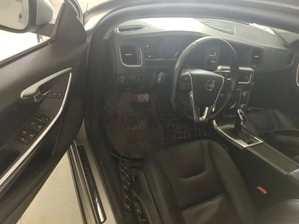 Volvo S60 2015 2015 S60L T5 Smart Control