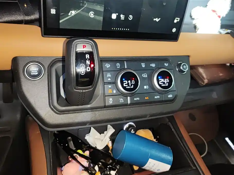 Land Rover Defender 2024 110 3.0T P400 X-DYNAMIC HSE фото 16