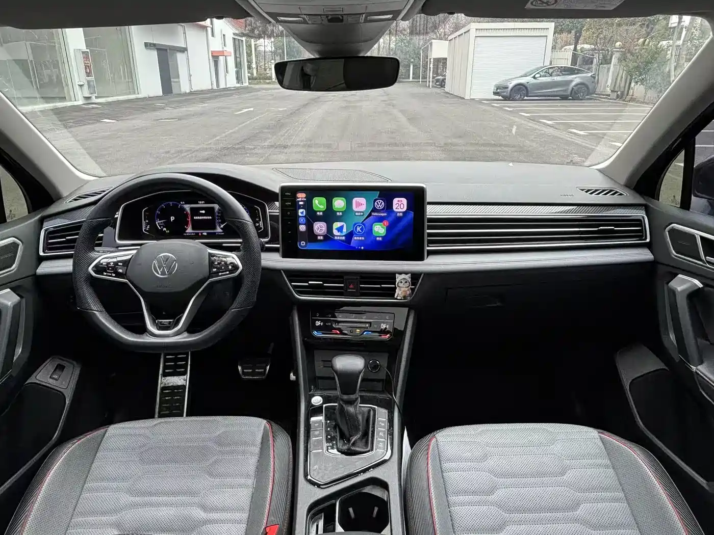 Volkswagen Tiguan L 2023 330TSI Auto 2WD R-Line Flagship Edition фото 7