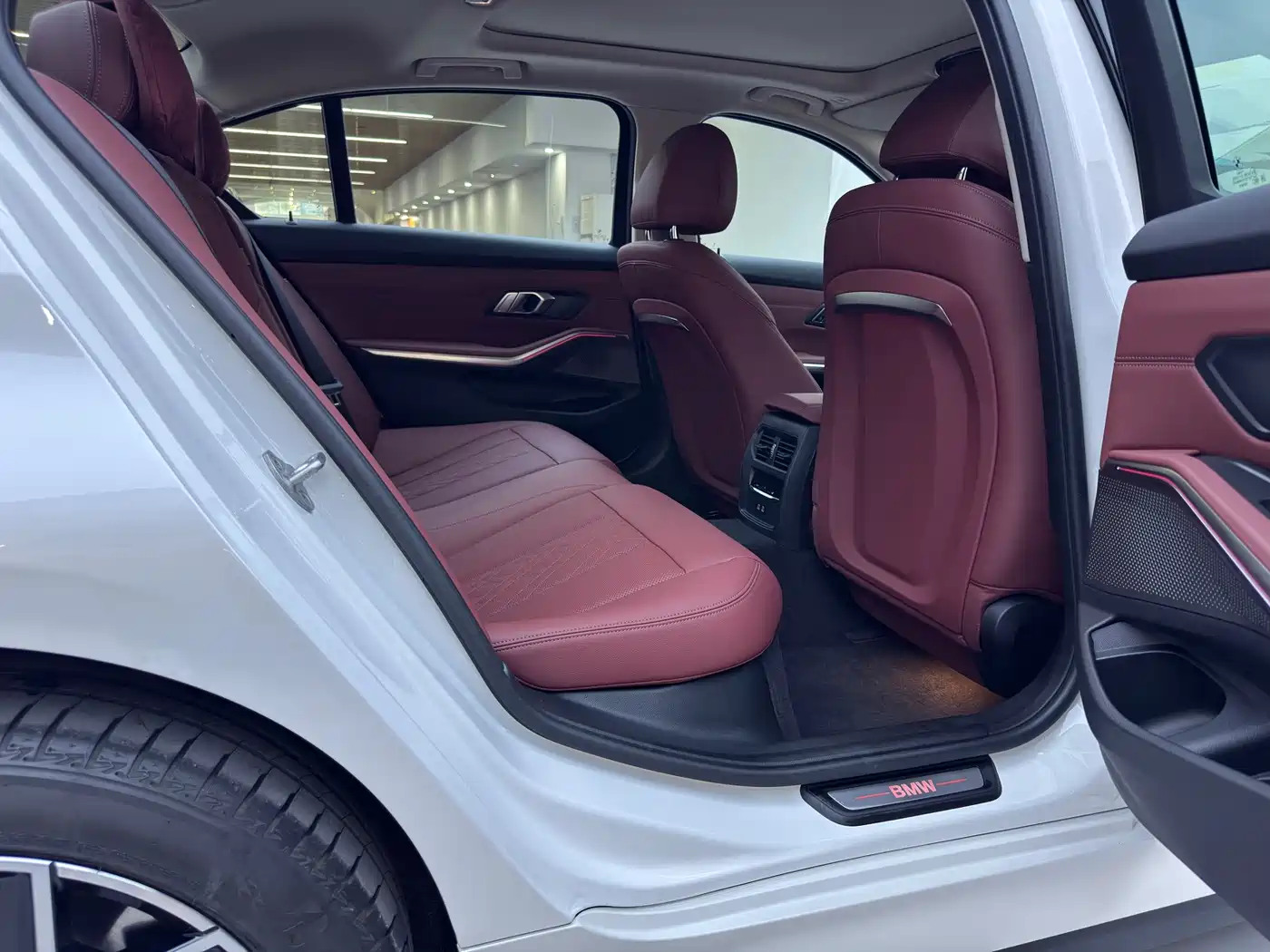 BMW i3 2026 eDrive 40 L фото 17