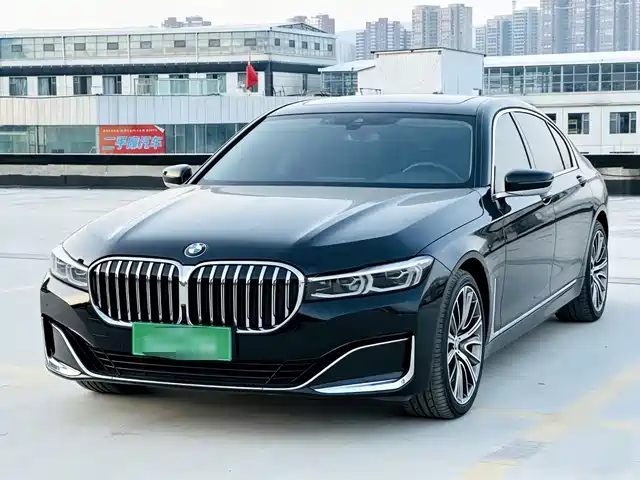 BMW 7 SERIES