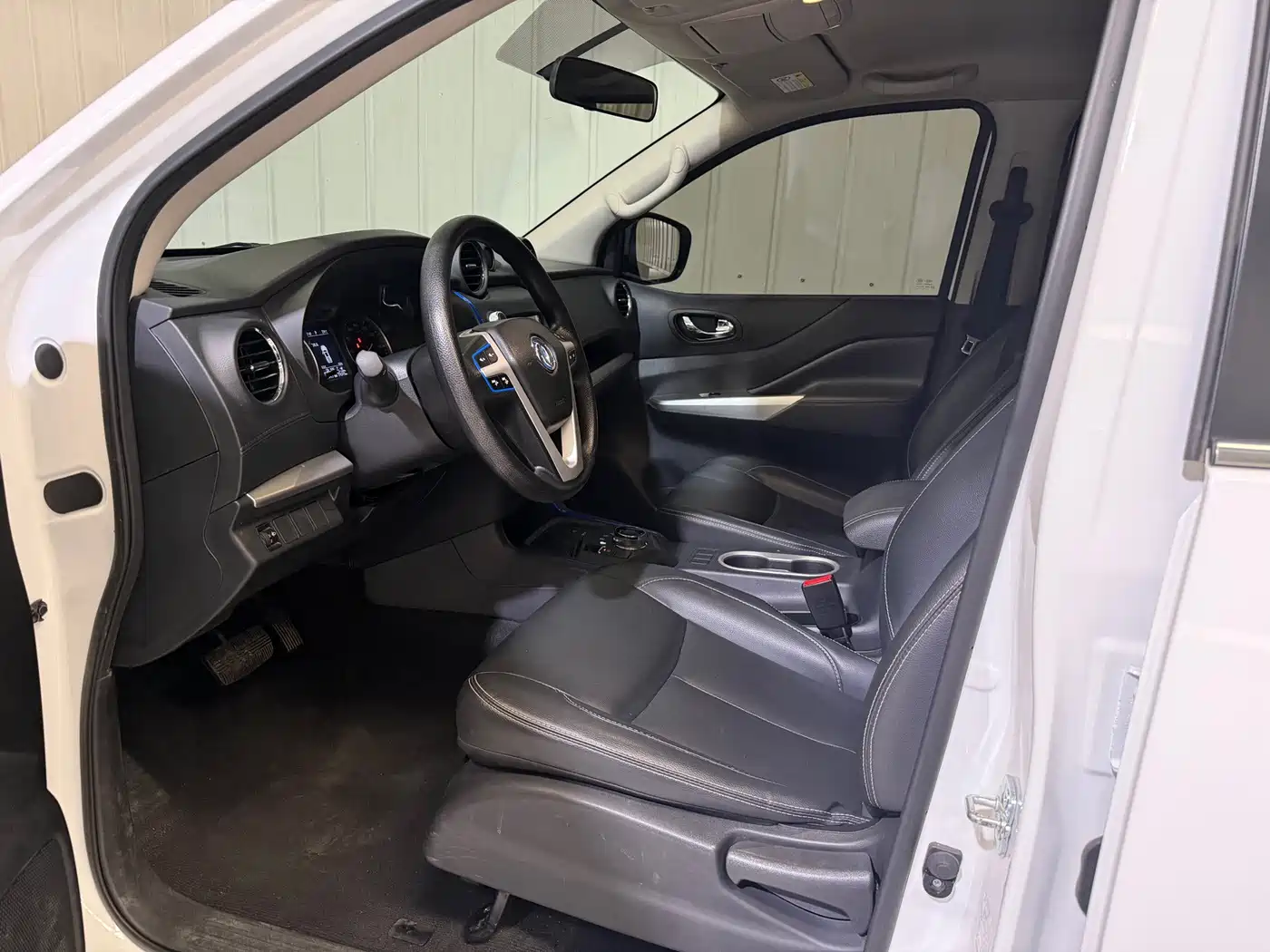 Dongfeng Rich 6 New Energy 2023 2022 Bucket Flagship Edition