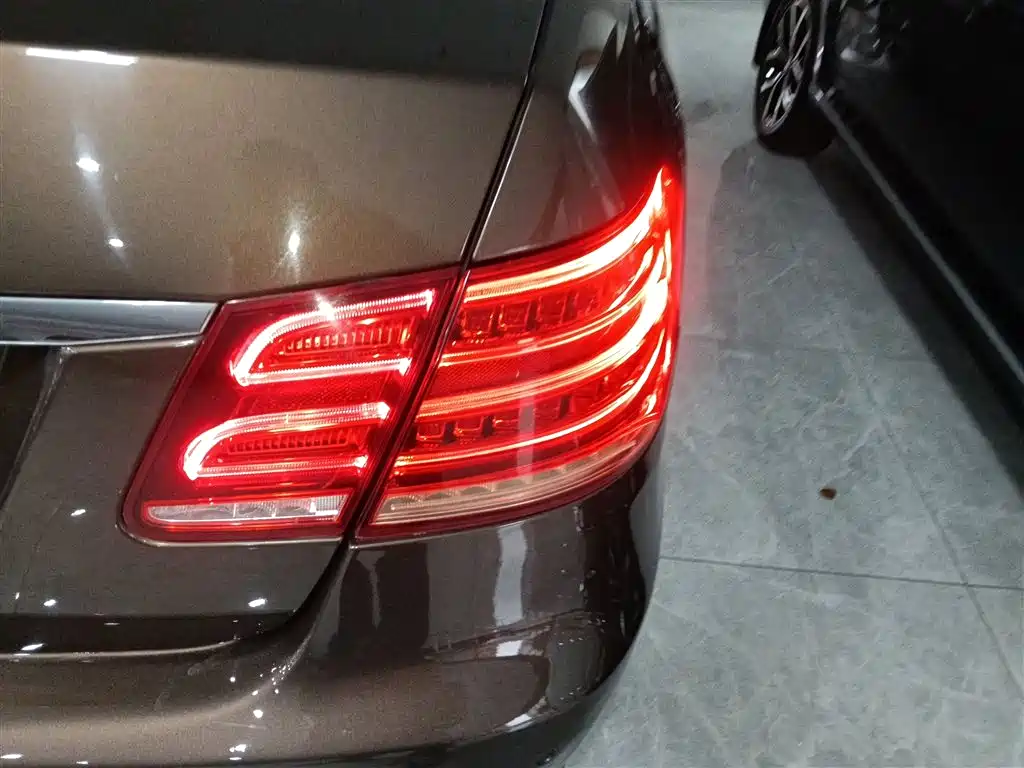 Mercedes-Benz E-Class 2014 Facelift E 260 L Sport фото 8