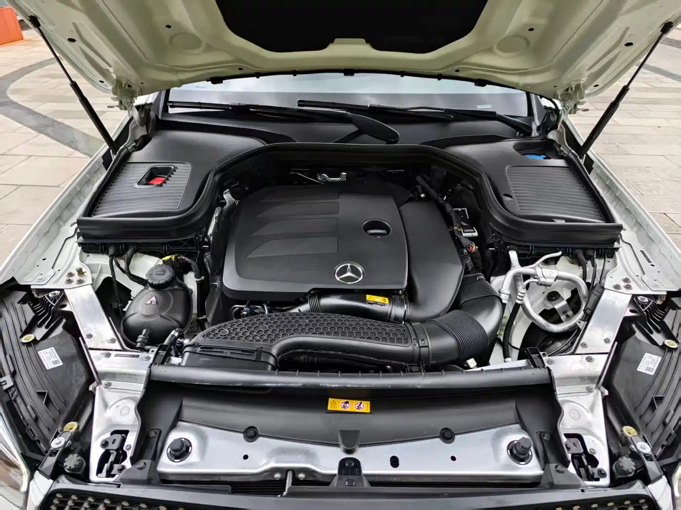 Mercedes-Benz GLC 2022 Facelift III GLC 260 L 4MATIC Dynamic фото 15