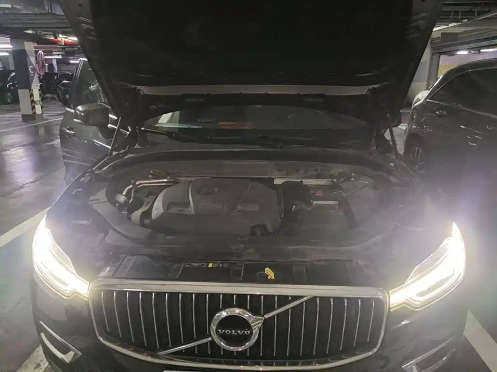 Фото 3 - Volvo XC60