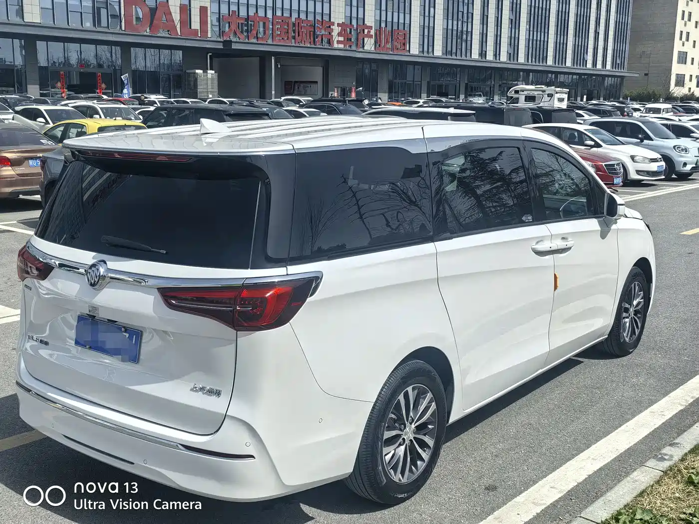 Buick GL8 2021 ES Landlord 653T Premium фото 18