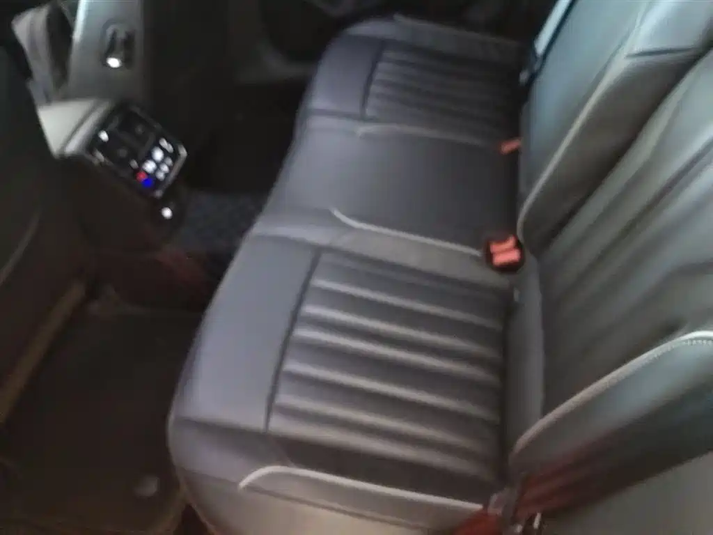 Volkswagen Passat 2023 Facelift 330TSI Elite Edition фото 17