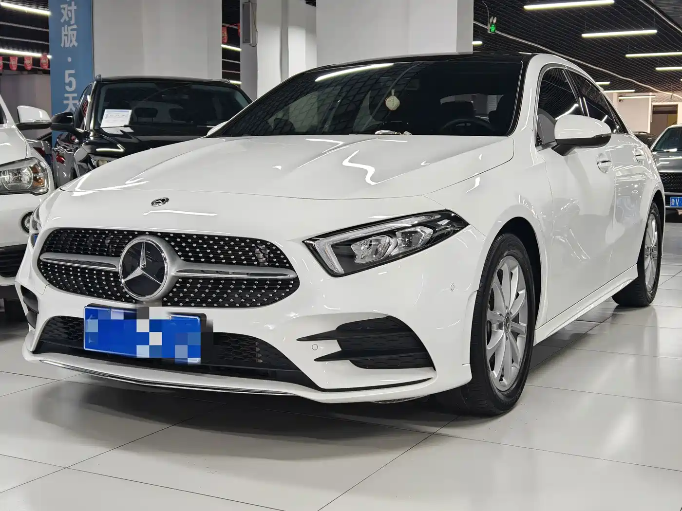 Mercedes-Benz A-Class 2020 Facelift A 200 L Sport Sedan Fashion