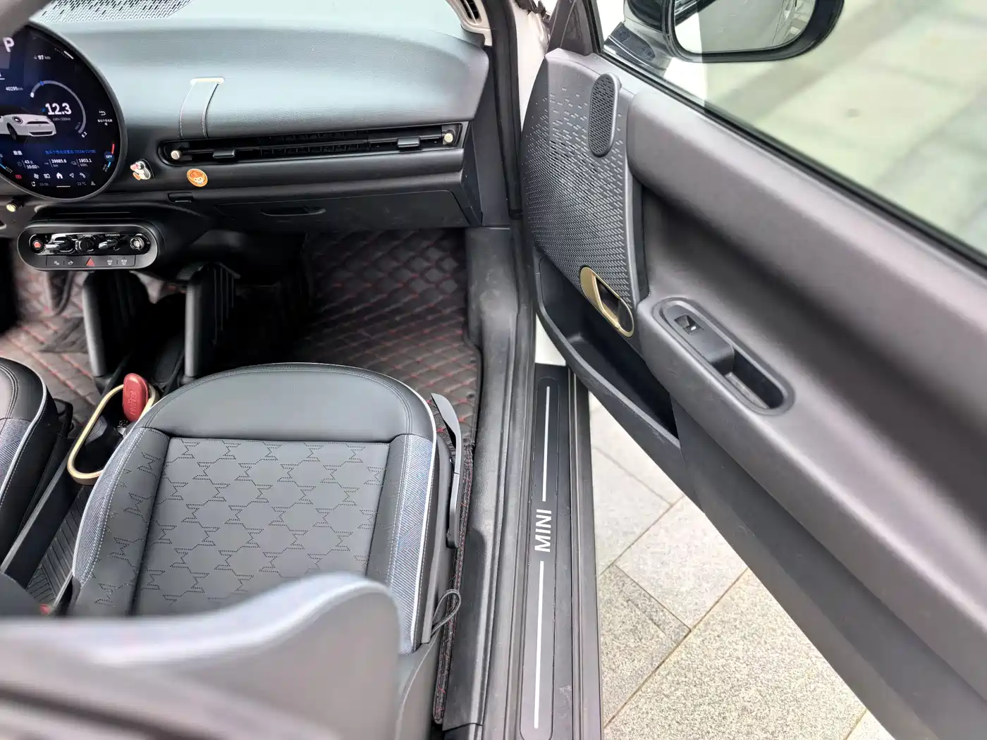 MINI Electric MINI COOPER 2024 2024 456km COOPER E Classic