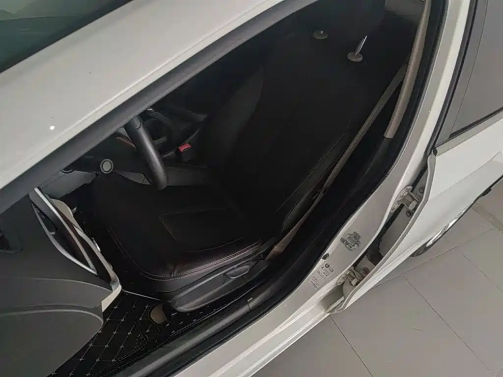 Buick Excelle 2017 15N Manual Progressive фото 15