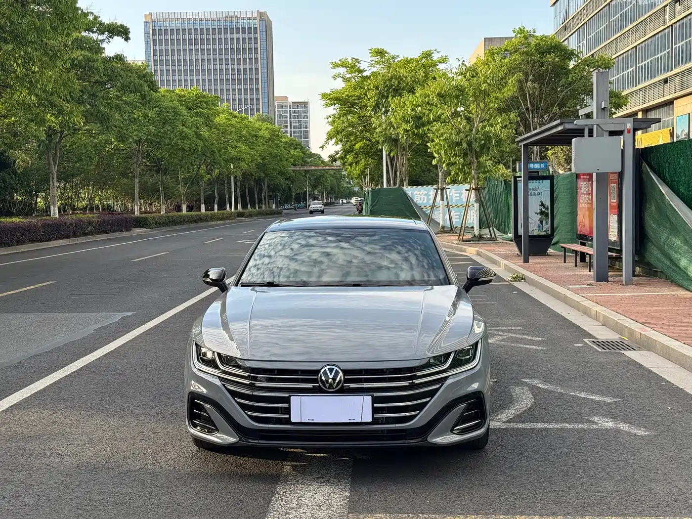 Volkswagen FAW-Volkswagen CC 2023 380TSI Eye-catching Edition фото 2