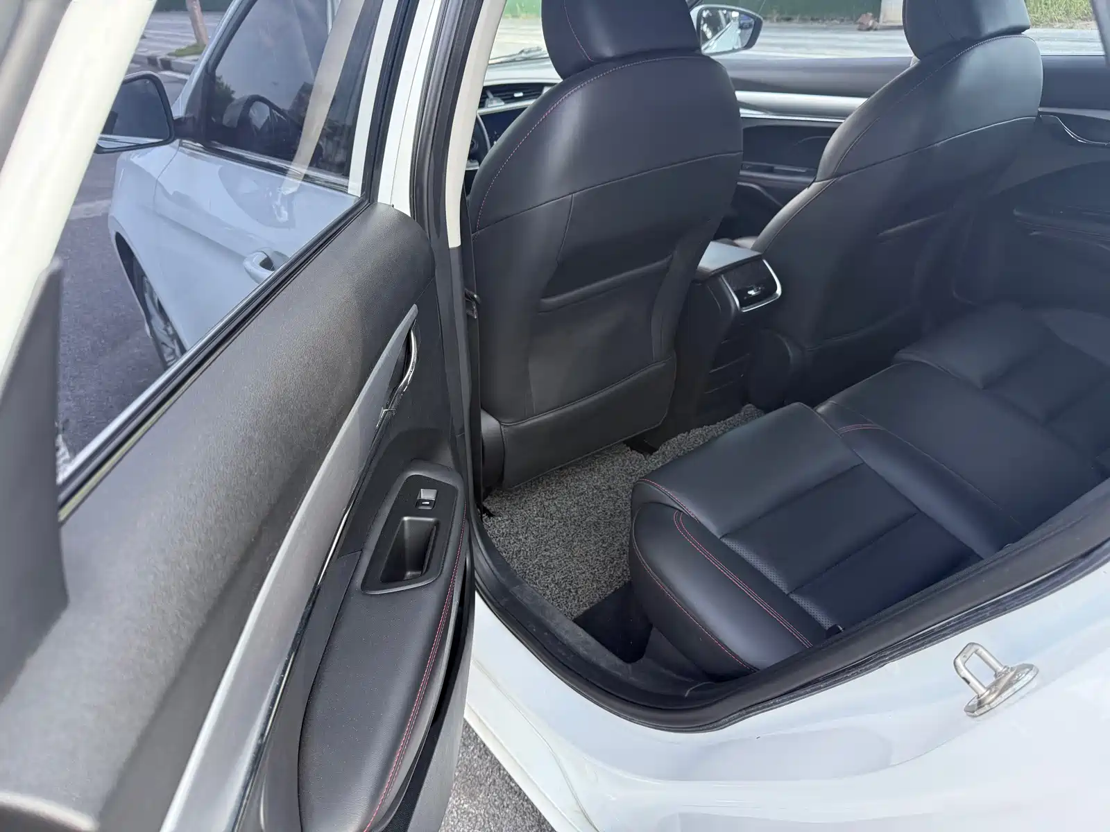 Photo 6 - Geely Binrui