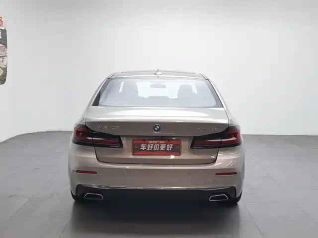 BMW 5 Series New Energy 2022 535Le Luxury Package — фото 4