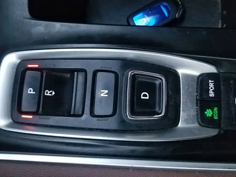 Honda Inspire 2019 2019 Sharp Hybrid 2.0L Pure Elegance China V