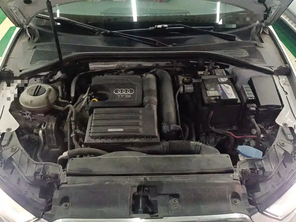 Audi A3 2017 Sportback 35 TFSI Progressive фото 16