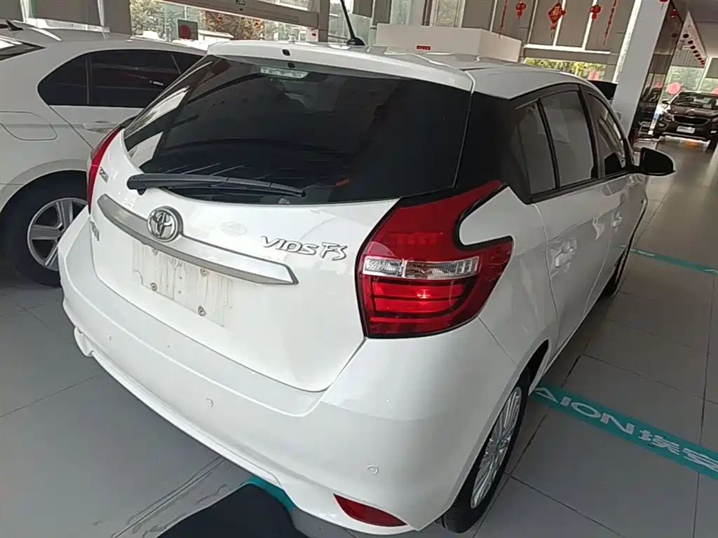 Toyota Vios FS 2019 1.5L CVT Fengchi Edition фото 7