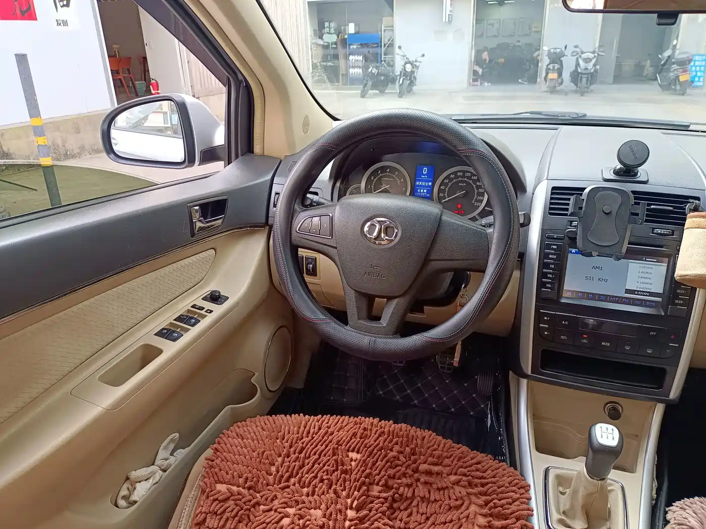 BAIC E-Series 2013 2013 Hatchback 1.5L Manual Letian Edition