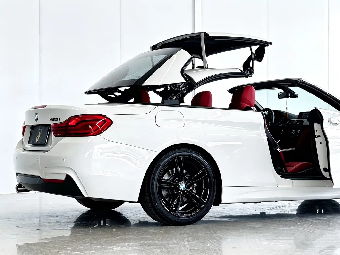 BMW 4 Series 2017 425i Convertible M Sport Package фото 4