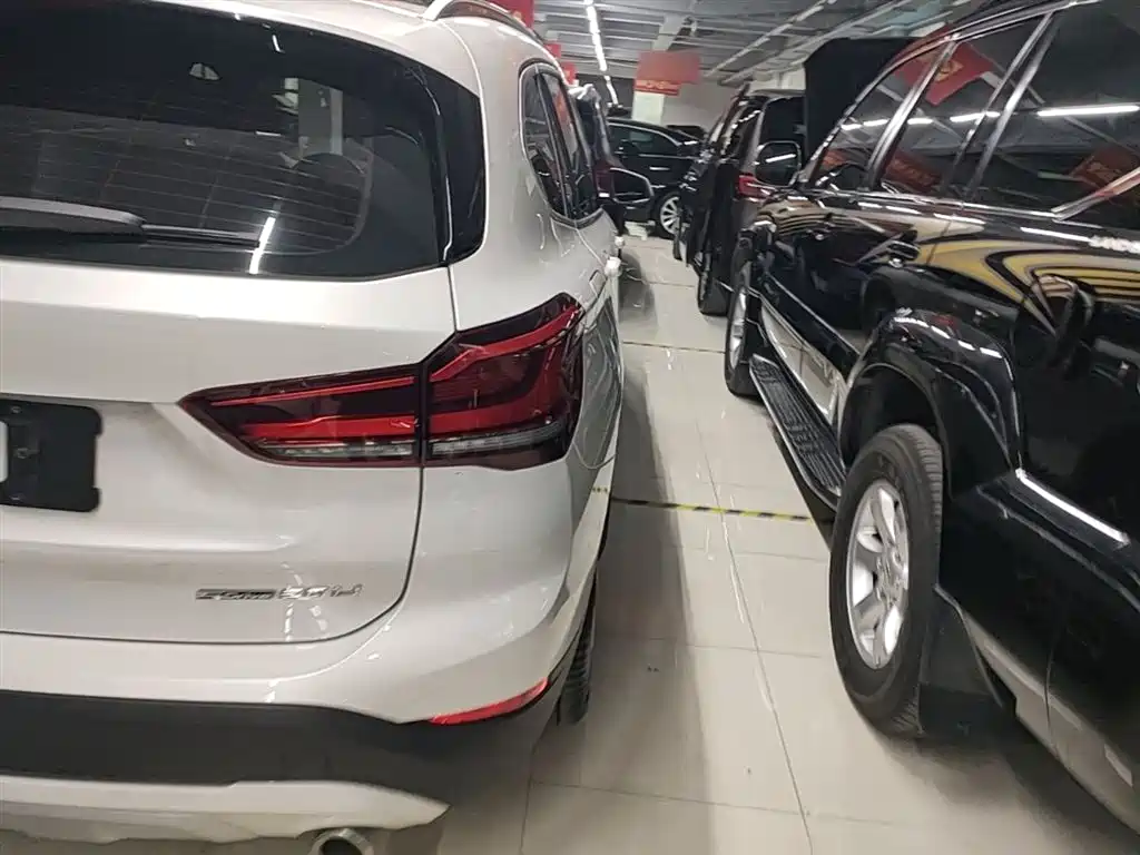 BMW X1 2020 sDrive20Li Premium Edition фото 8