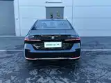 Фото 4 - BMW i5