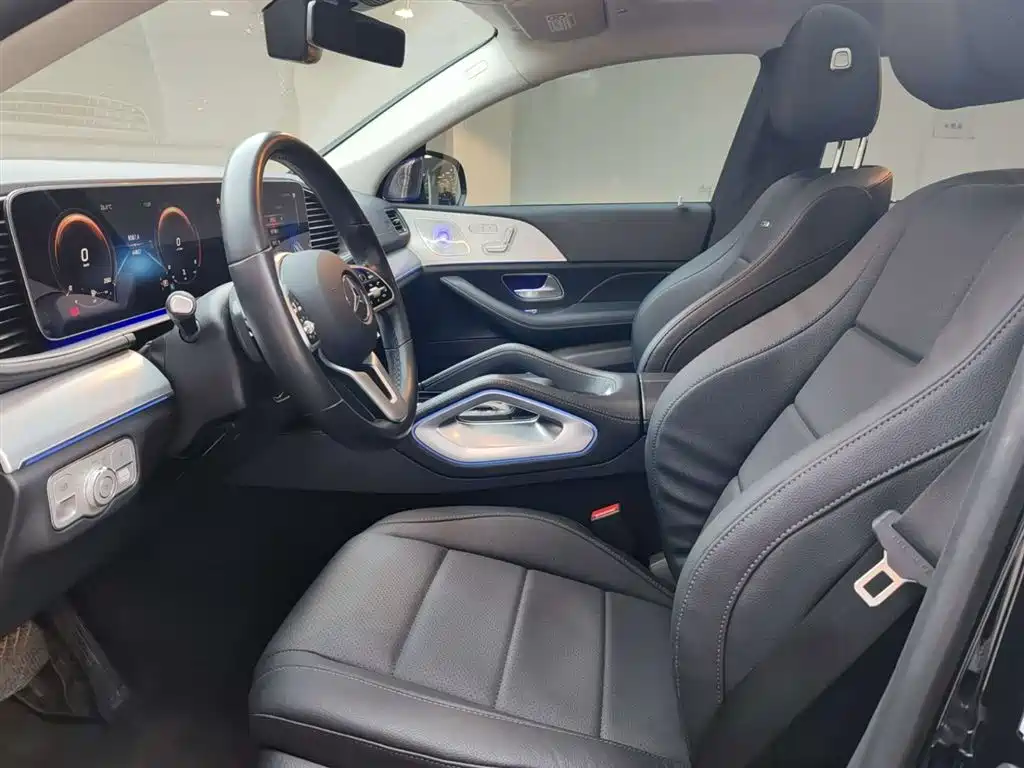 Mercedes-Benz GLE Coupe 2023 GLE 350 4MATIC Coupe SUV Fashion фото 11