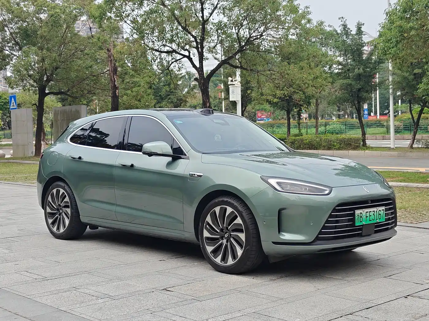 AITO Wenjie AITO M5 2023 Extended Range RWD Smart Drive Edition фото 3