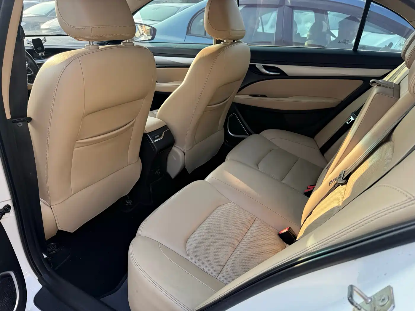 GEELY AUTOMOBILE EMGRAND