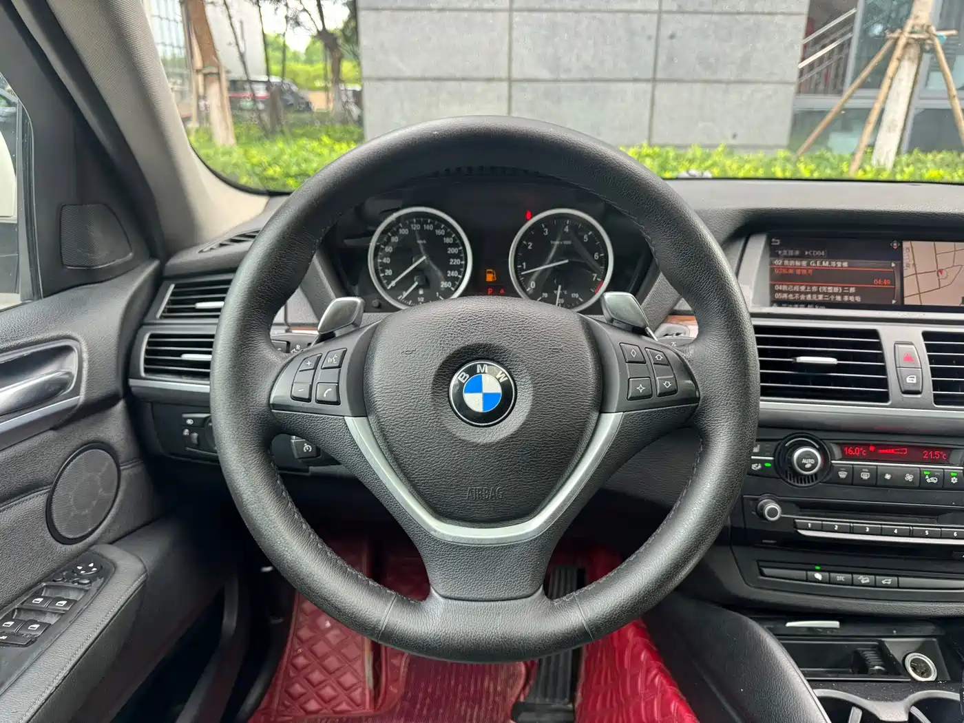 Фото 18 - BMW X6
