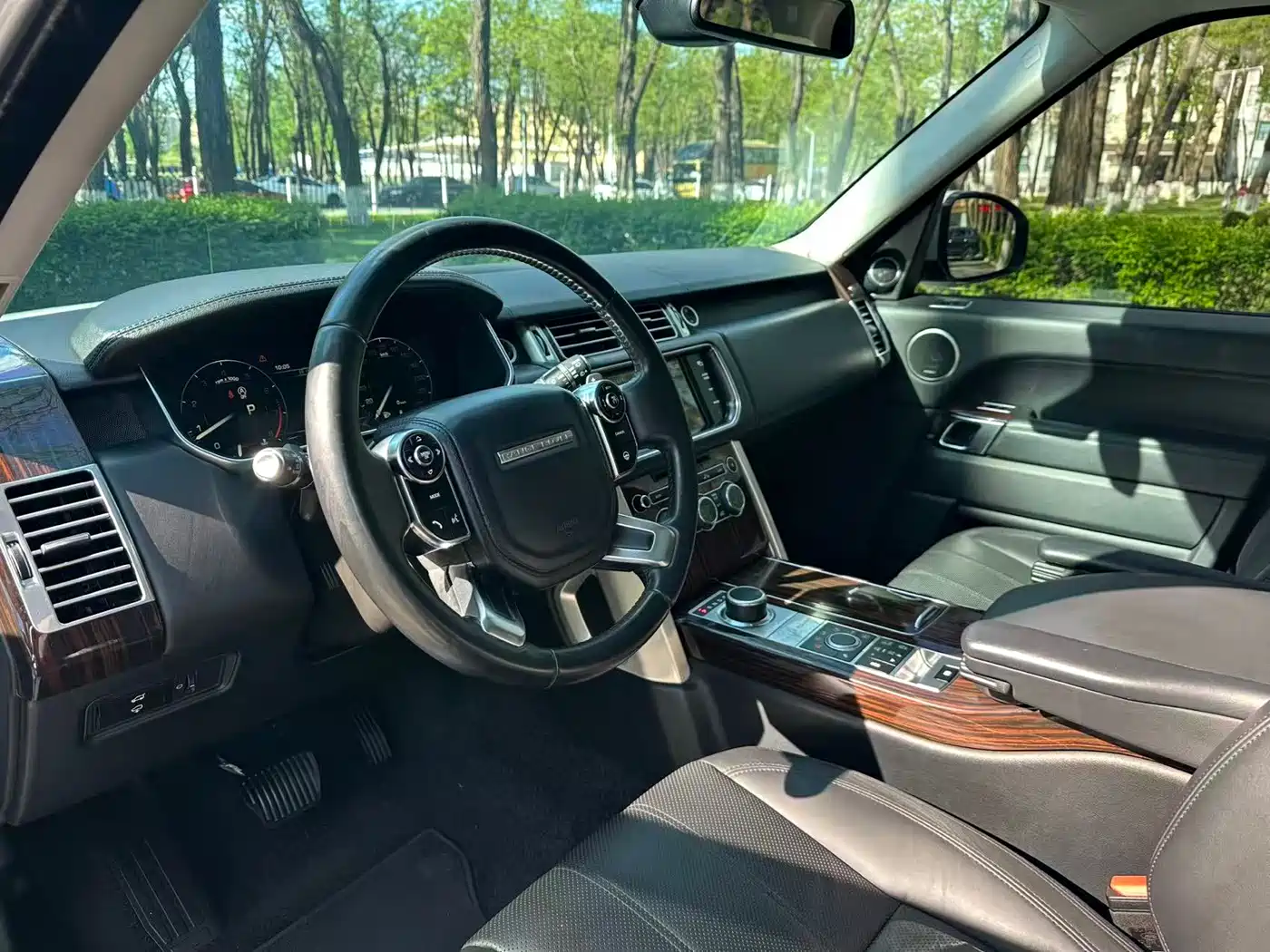 Land Rover Range Rover 2015 3.0 SC V6 Vogue фото 9