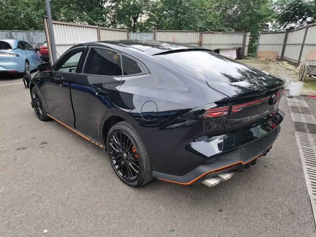 CHANGAN UNI-V