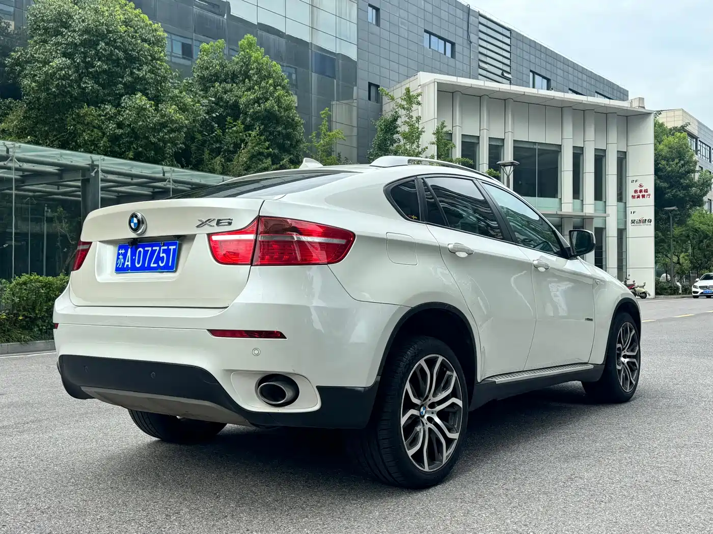 Фото 6 - BMW X6