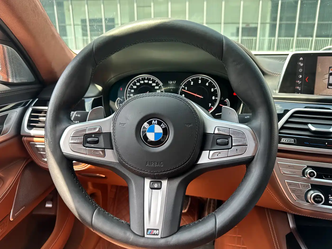 BMW 7 Series 2018 740Li xDrive Premium Type M Sport Package фото 13