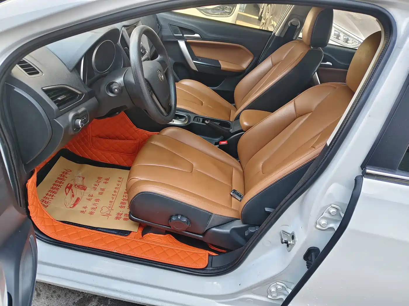 MG GT 2019 2016 Model 1.5L Automatic Premium Luxury Edition