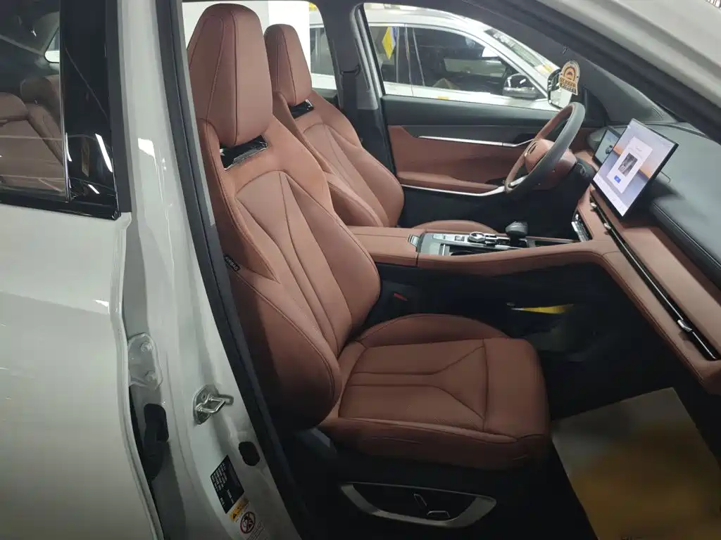 Changan CS75 PLUS 2026 2026 Model 1.5T New Blue Whale Smart Navigation Edition