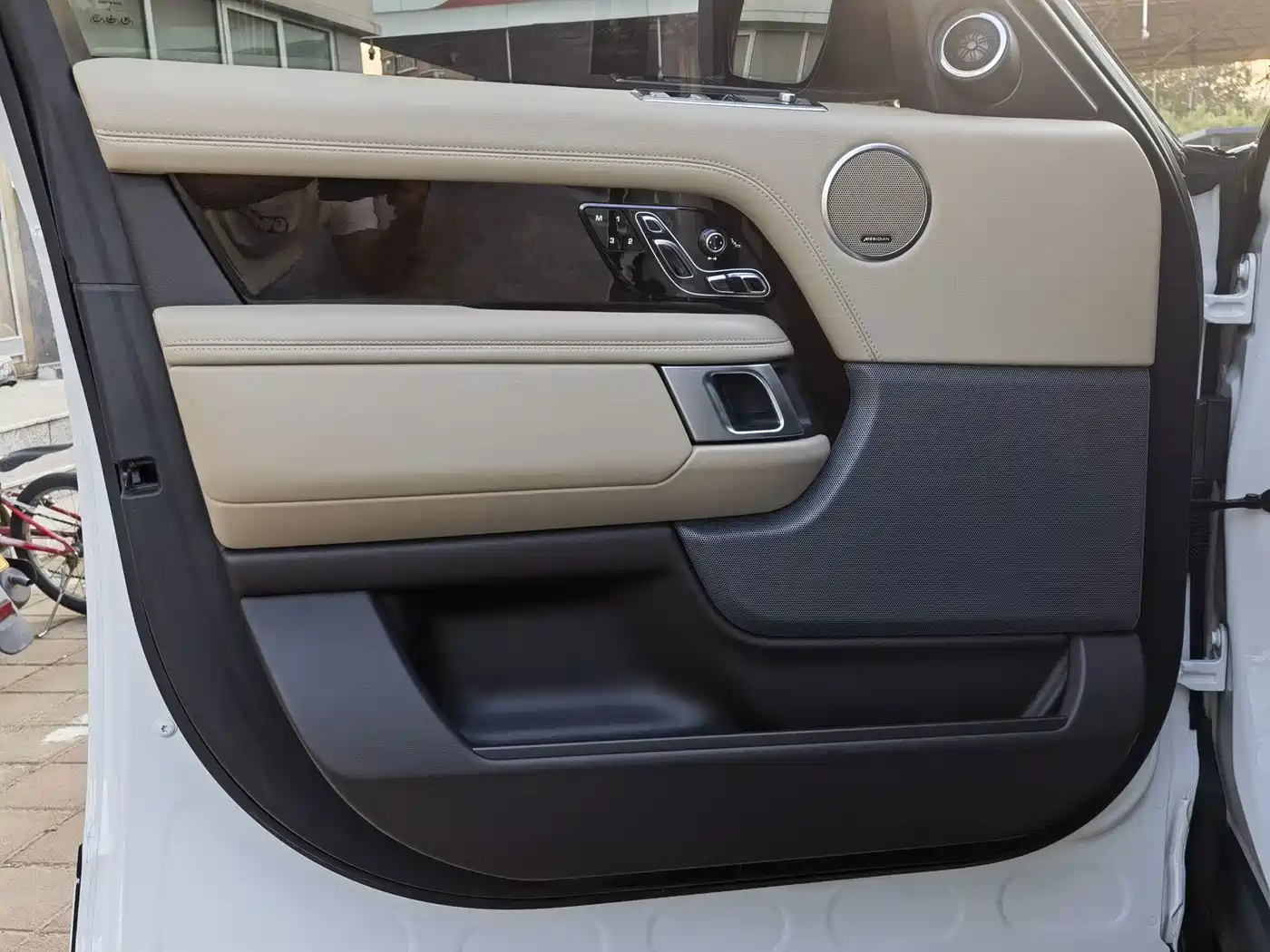 Land Rover Range Rover 2021 2021 3.0 L6 Heritage Extended Classic Edition
