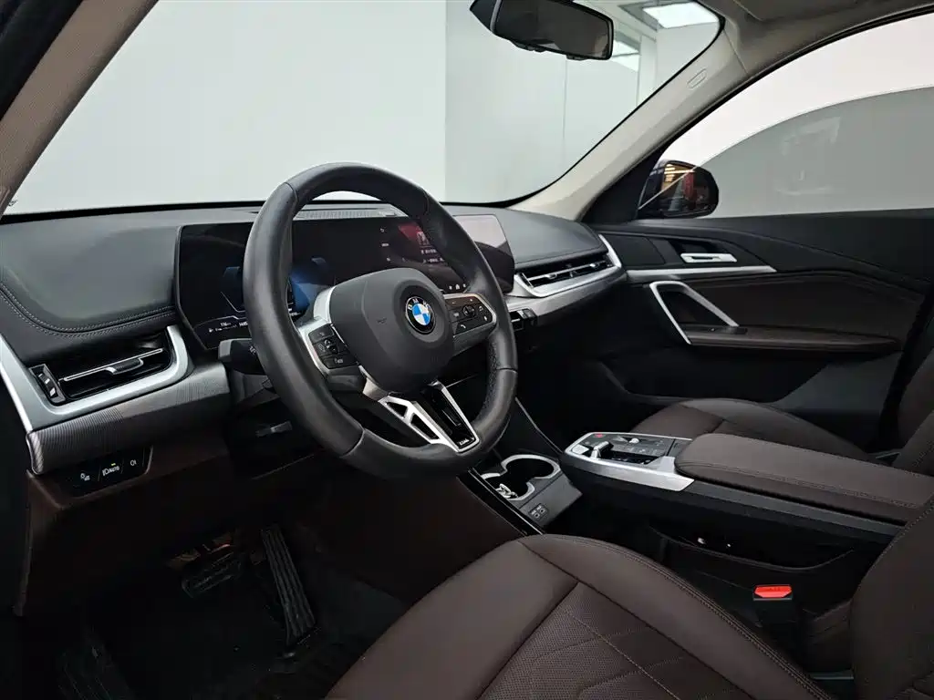 BMW X1 2024 sDrive25Li M Sport Package фото 7