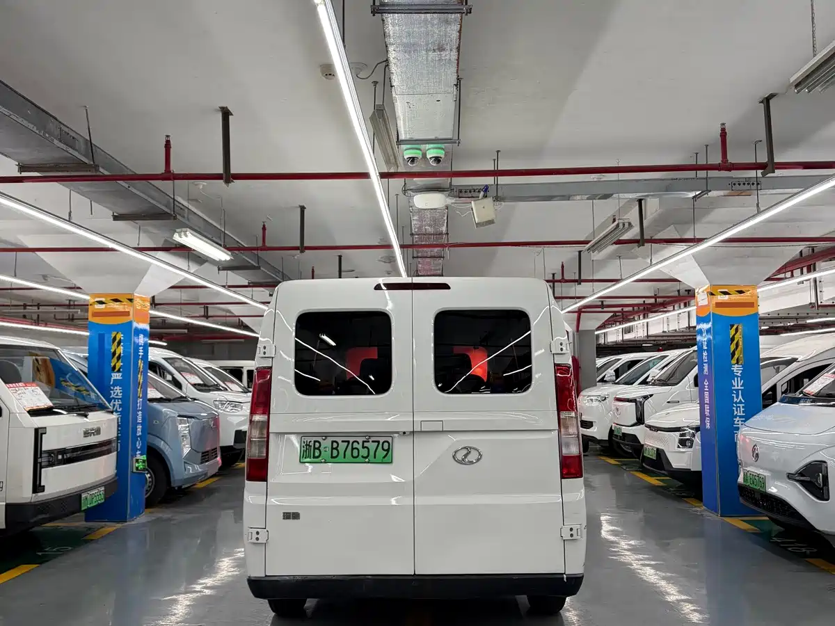 Ruichi New Energy EC75 2025 2025 Passenger Smart Super Charge Edition Pioneer Type I 52.16kWh