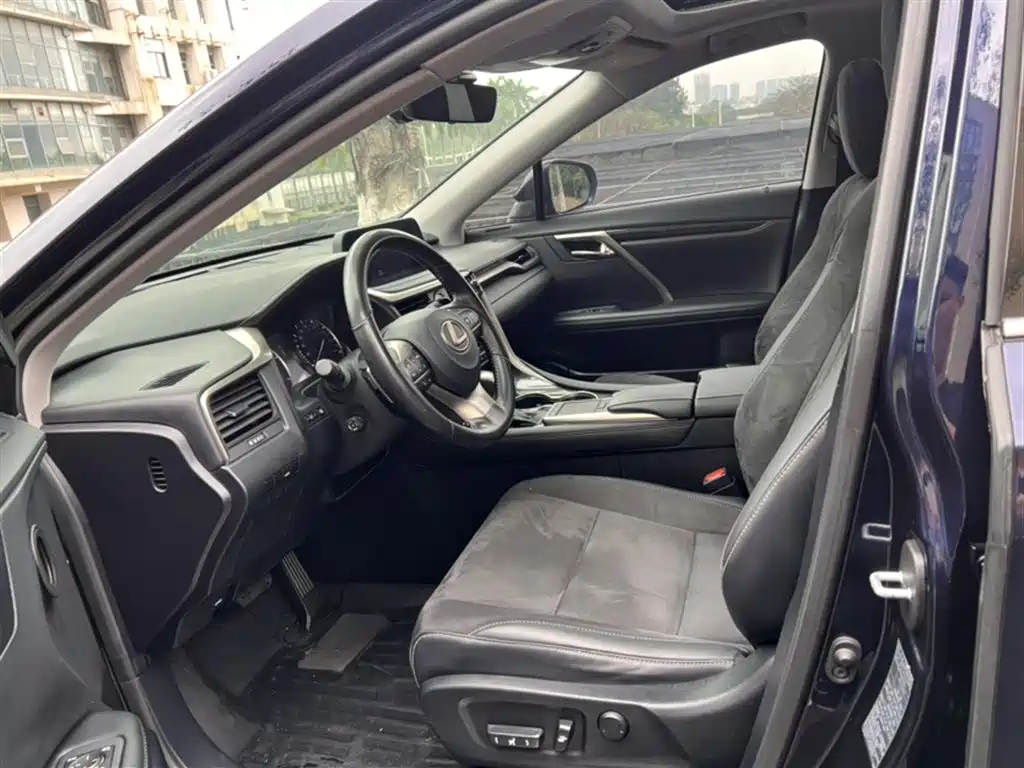 LEXUS RX