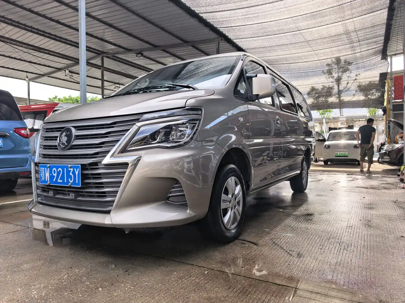 Dongfeng Fengxing Lingzhi 2025 M5 1.5T Long Wheelbase Comfort 7-seater