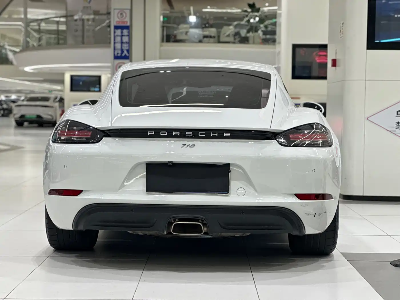 Porsche 718 2020 Cayman 2.0T фото 11