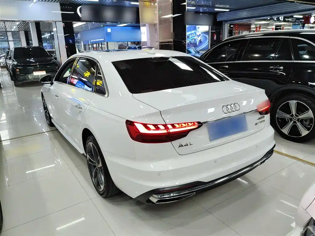 Audi A4L 2020 40 TFSI Fashion Elegance фото 5