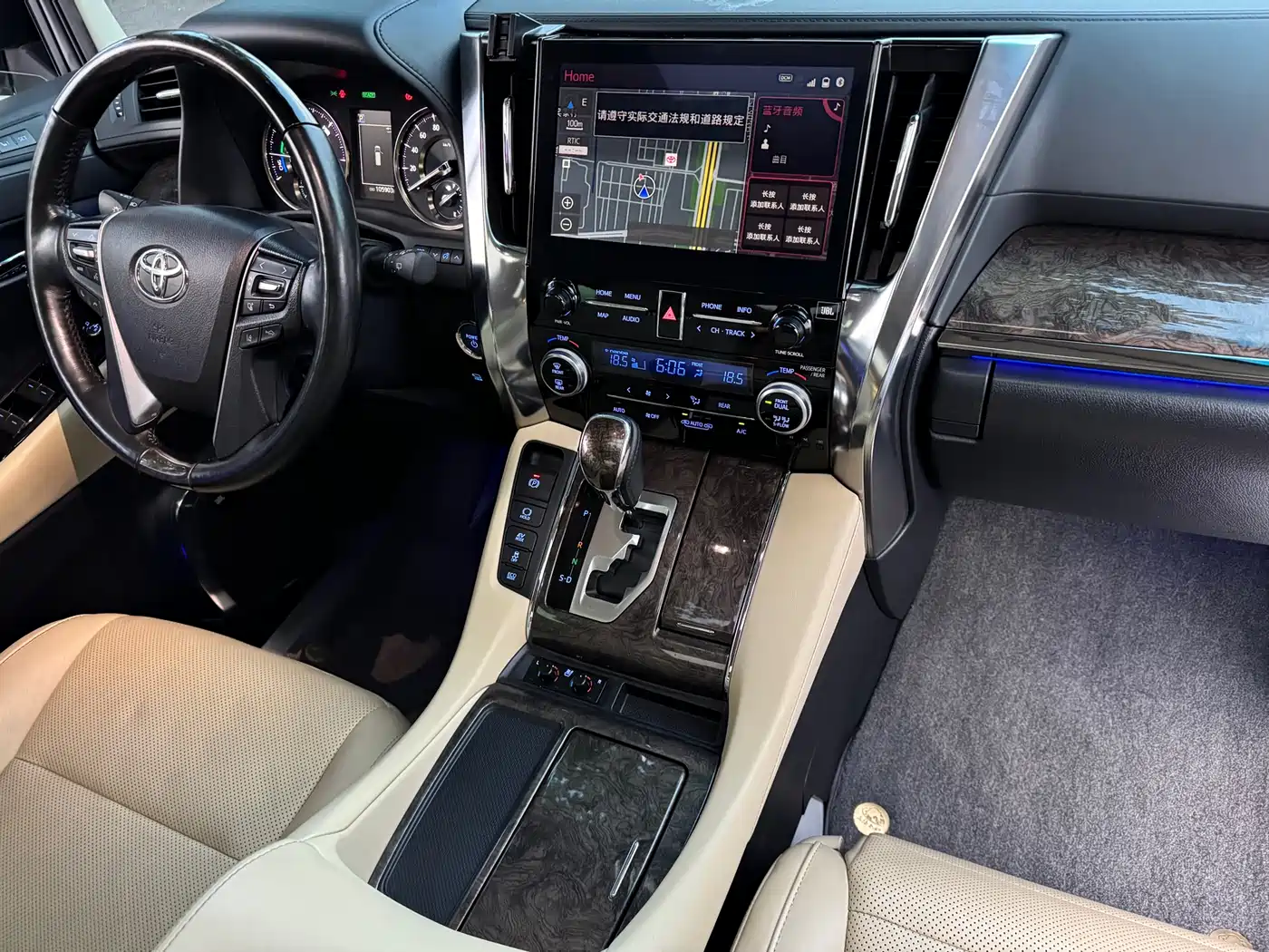 Toyota Vellfire 2021 Crown Hybrid 2.5L HV Premium Edition фото 10
