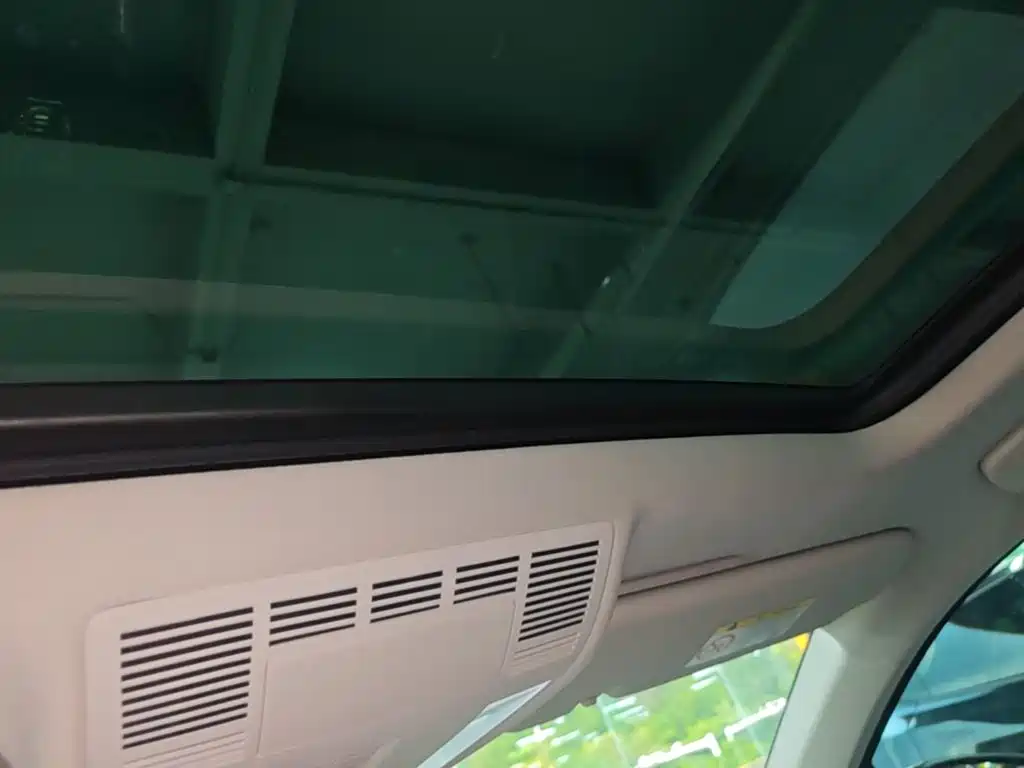 Volkswagen Touareg 2023 2022 2.0TSI Pilot Special Edition