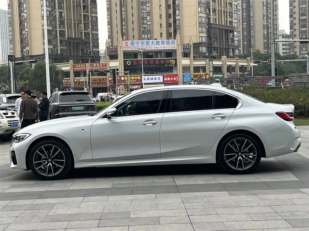 BMW 3 Series 2022 Facelift 325Li M Sport Package фото 5